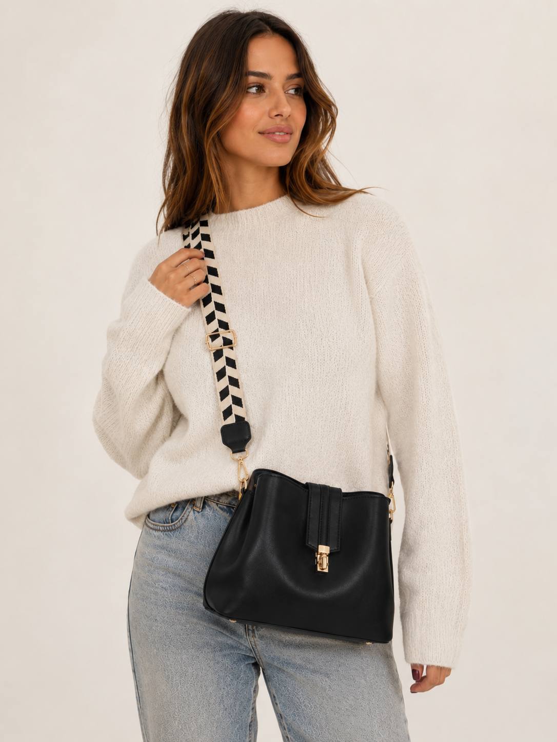 Bolso Cubo Correa Ancha