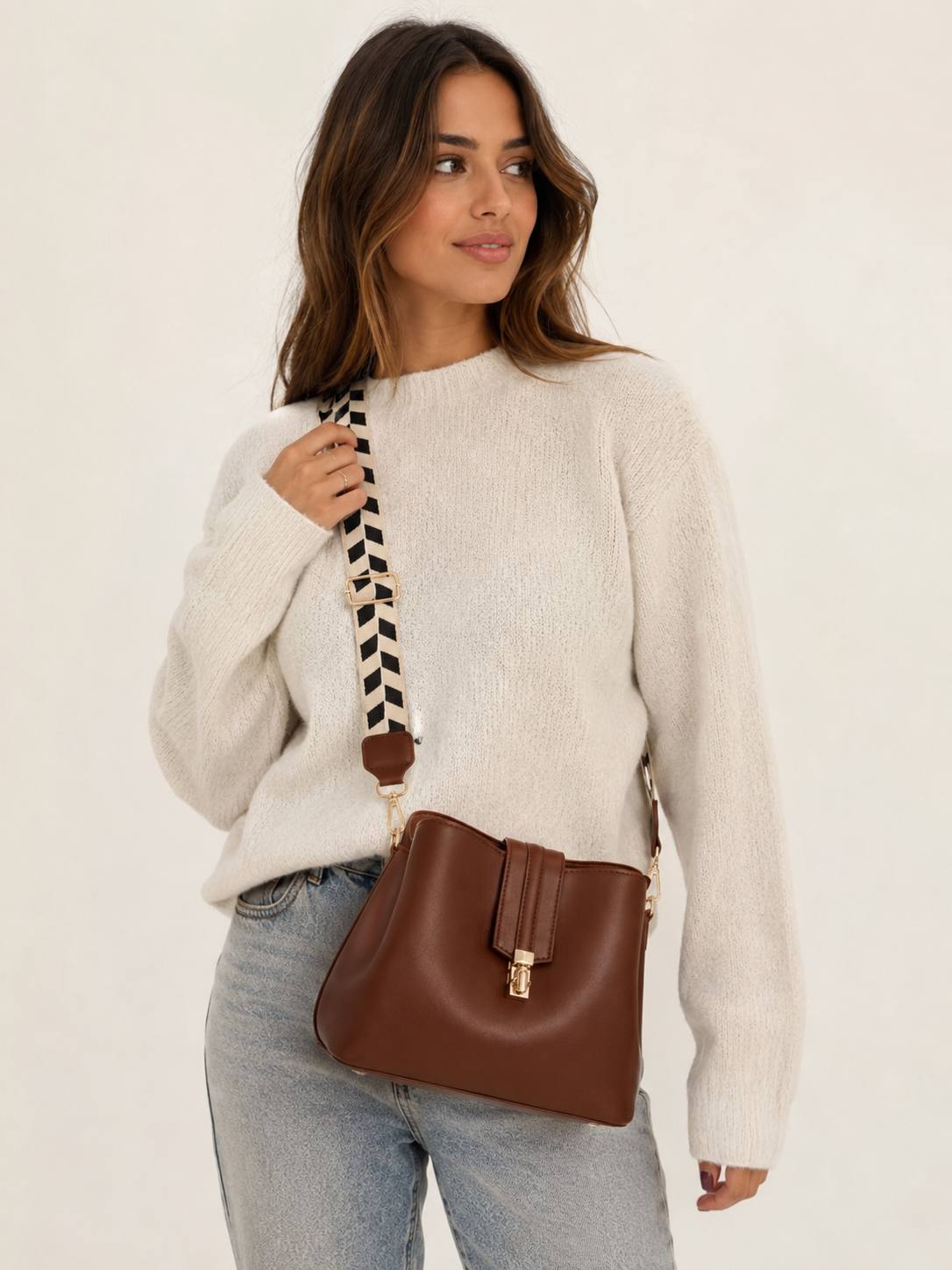 Bolso Cubo Correa Ancha